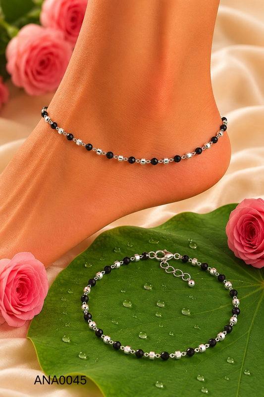 Silver & Black Bead Nazaria Anklet