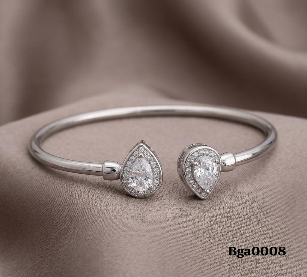 Elegant Teardrop CZ Kada
