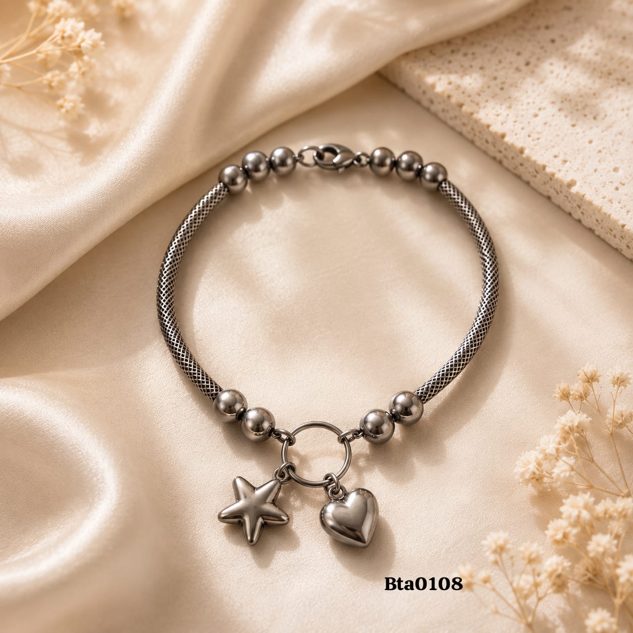 Textured Mesh Star & Heart Charm Bracelet