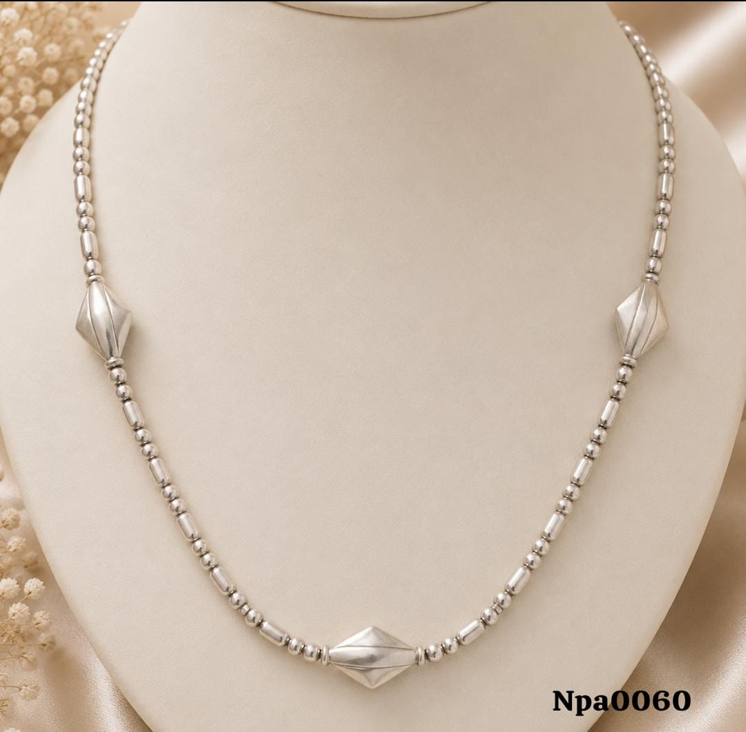 Geometric Bead Necklace