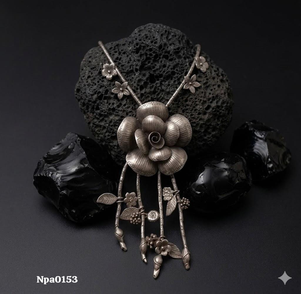 Elegant Floral Sterling Silver Necklace