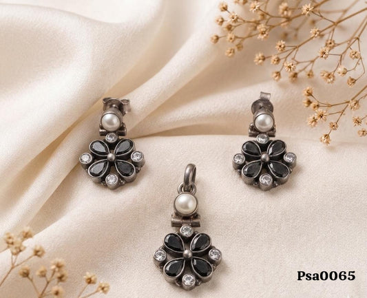 Black Floral Motif Oxidized Silver-Tone Pendant Set