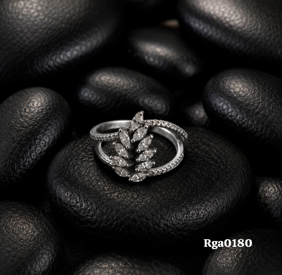 Leaf-Inspired Open Ring