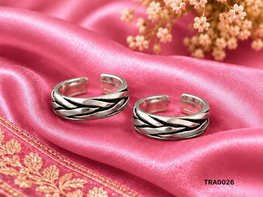 92.5 Sterling Silver Intricate braided-style pattern Toe Rings