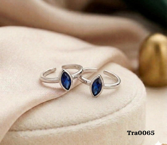 Elegant Marquise-Cut Silver Rings - Deep Blue Gemstone