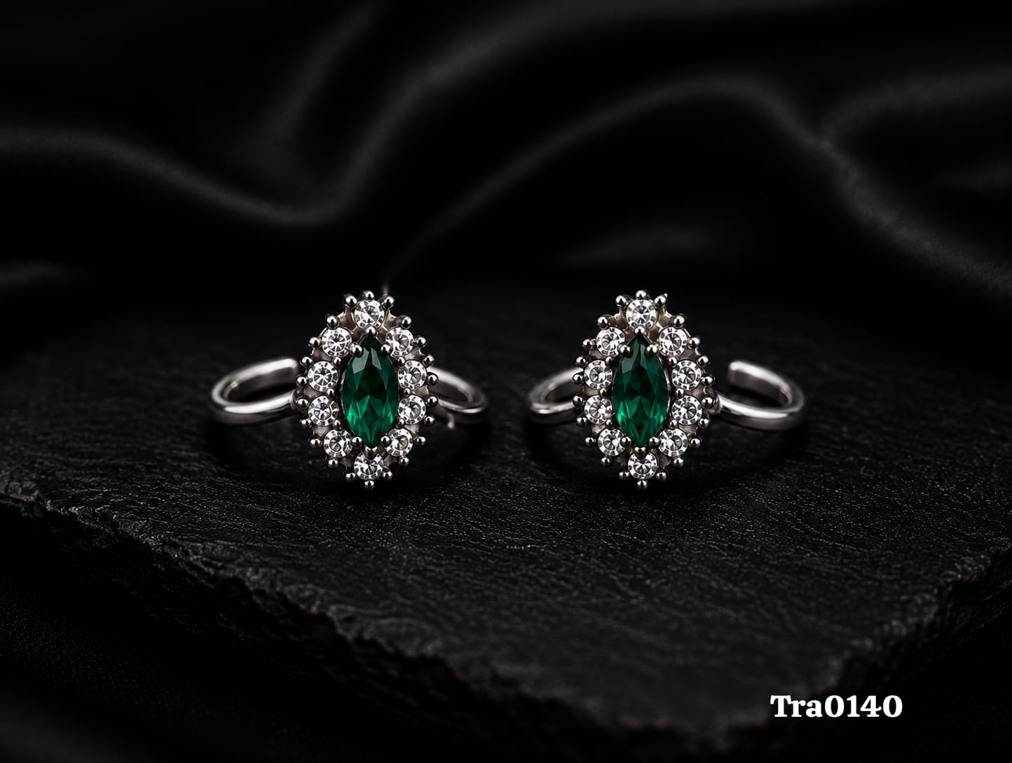 Marquise-cut green stone Silver Toe Rings