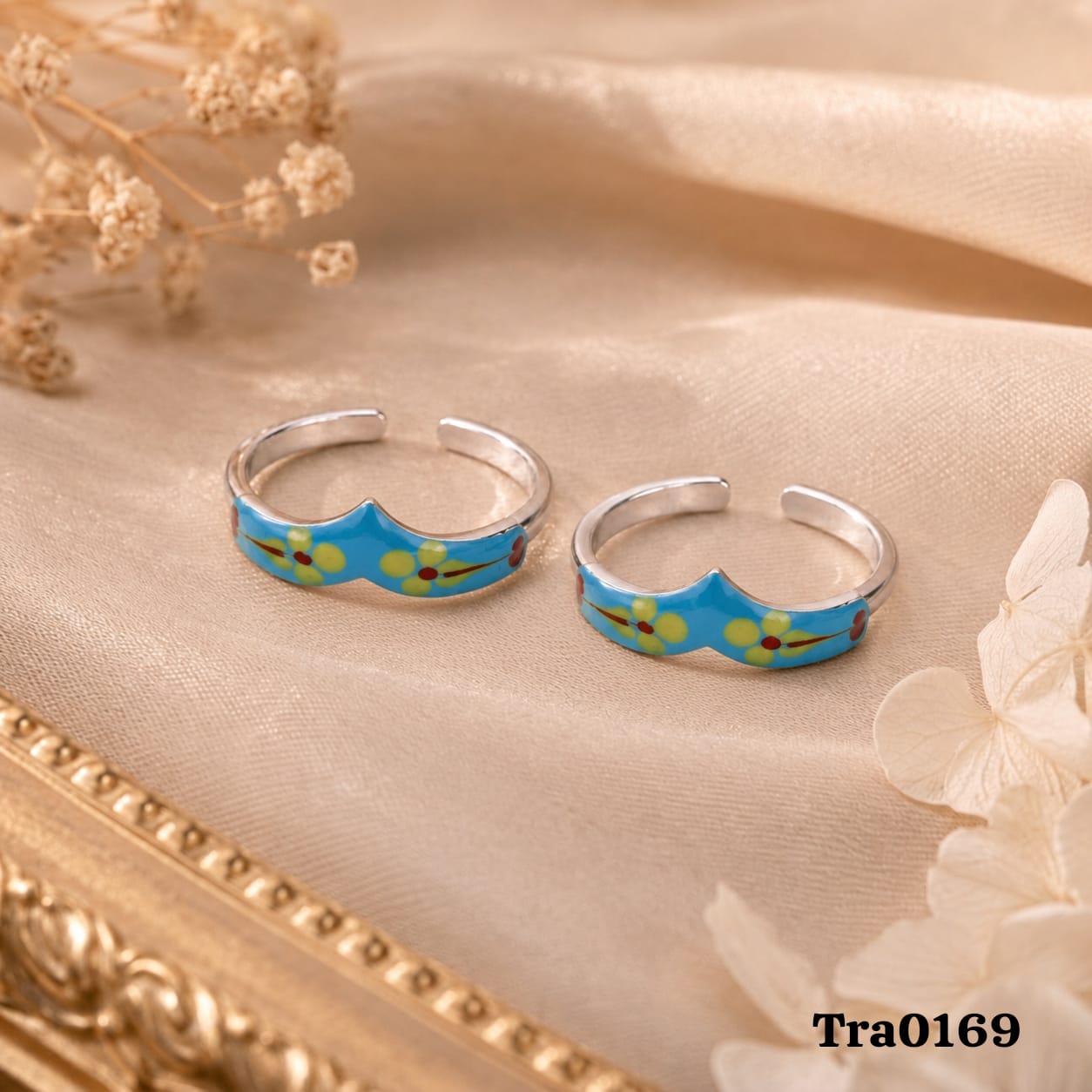 Blue enameled Silver Curved Toe Rings