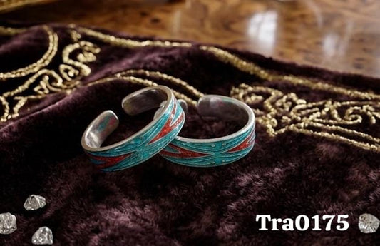 teal and red, decorated with a geometric, cross-hatched pattern Silver Toe Rings