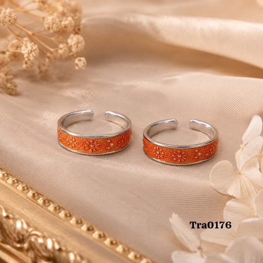 92.5 Sterling Silver floral or starburst pattern Toe Rings