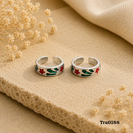 Red stars and green leaf Silver Toe Rings