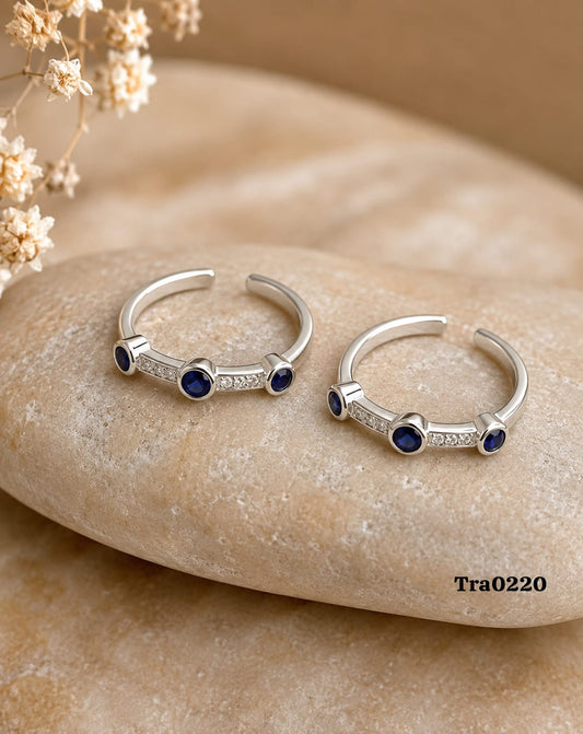 Bezel-set round blue stones Silver Toe Rings