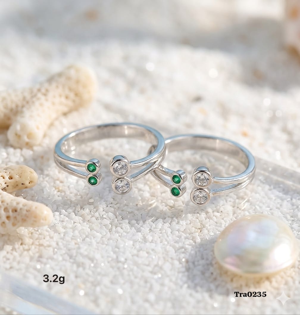 Green circular stones Silver Toe Rings