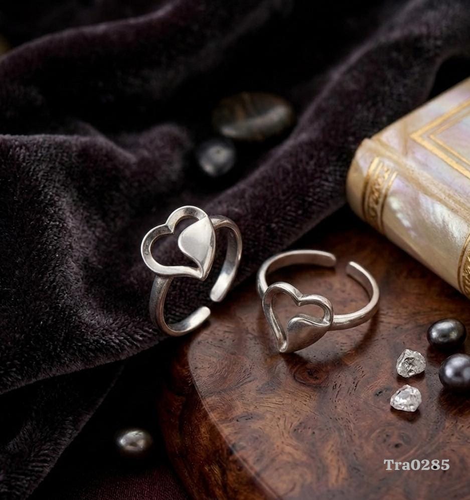 Elegant Sterling Silver Open-Heart Toe Rings (Oxidized, Regular)