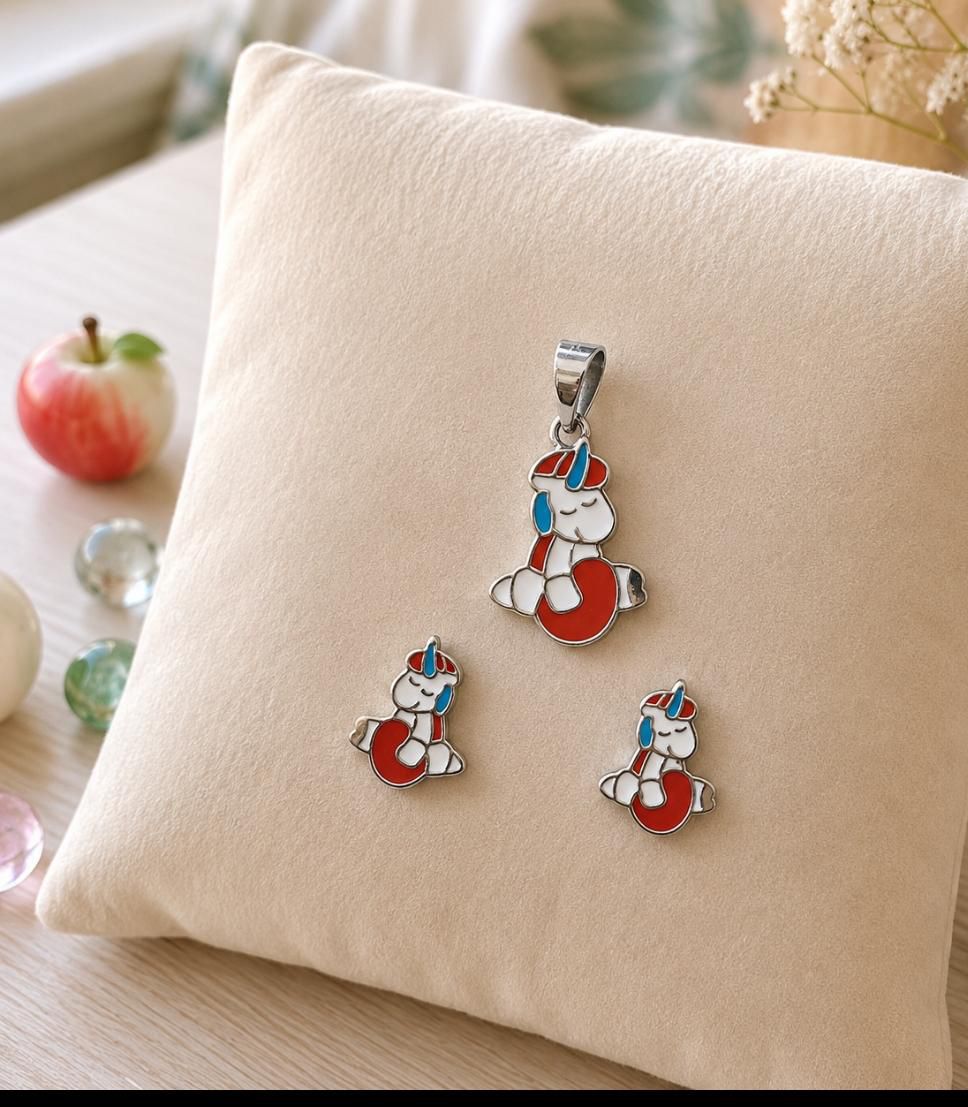 Sweet Unicorn 92.5 Sterling Silver Pendant & Earring Set