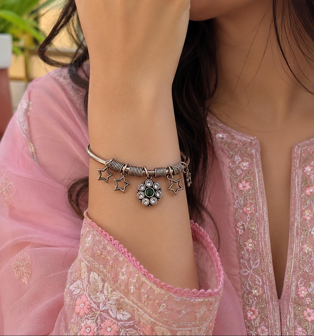 92.5 Sterling Silver Charming Star-Dangle Silver Kada