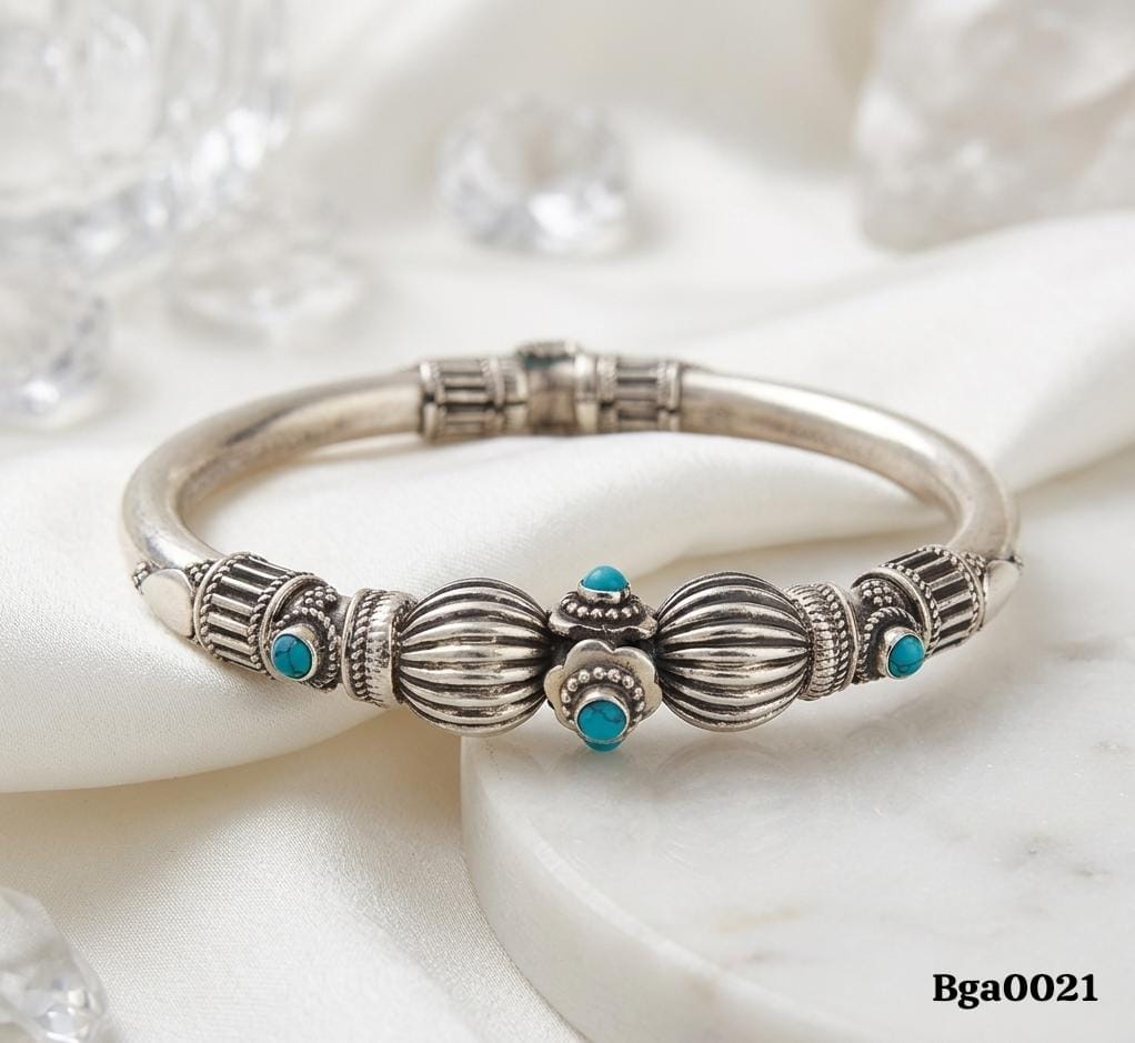 Traditional Oxidized Turquoise Kada