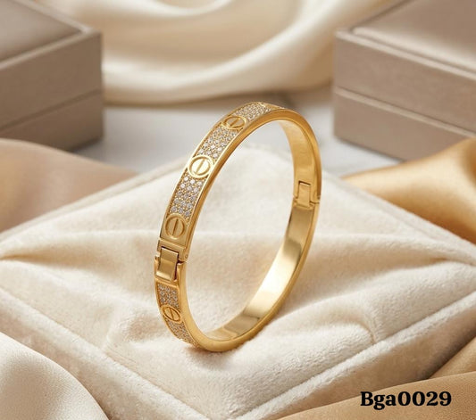 Gold-Plated Screw Motif Bangle