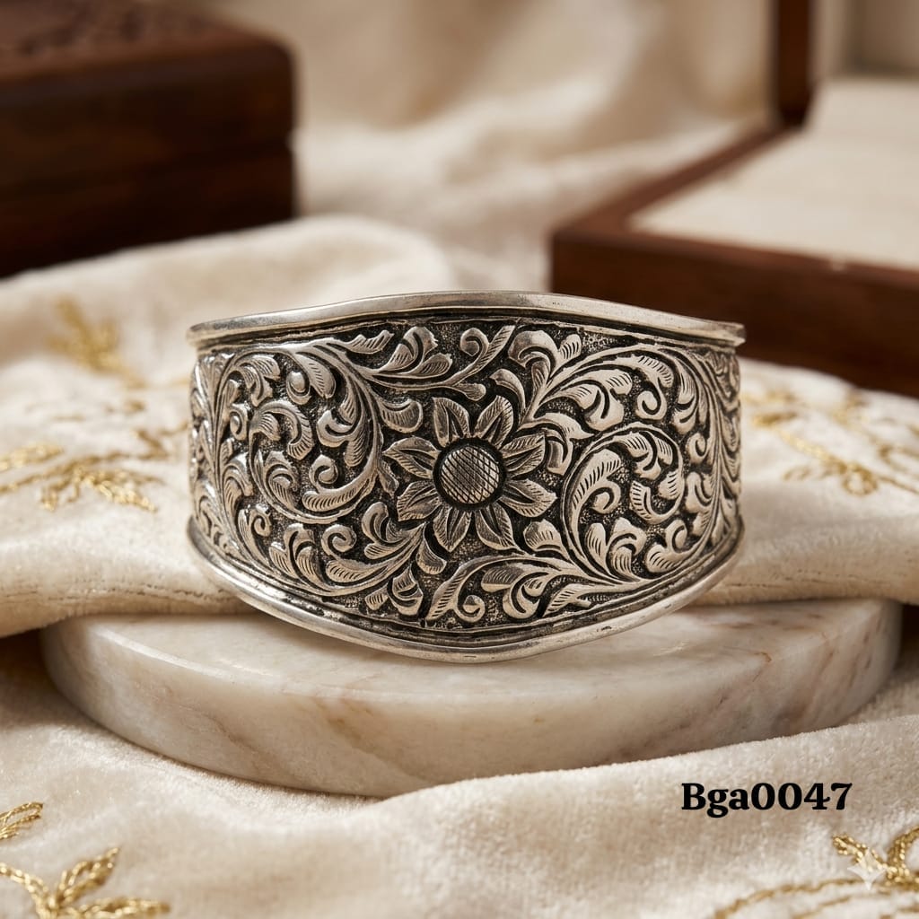 Floral Engraved Cuff Kada