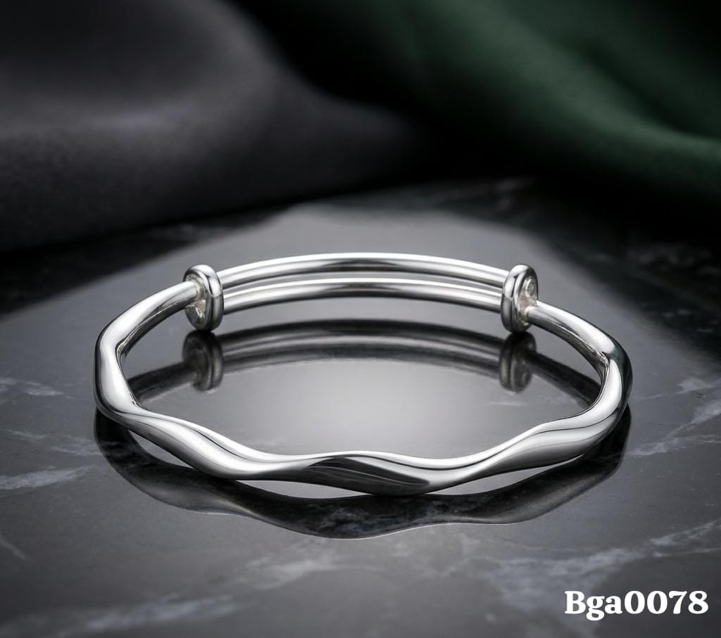 Wavy Design Adjustable Bangle