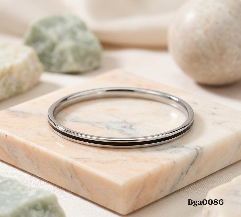 Minimalist Black Enamel Bangle