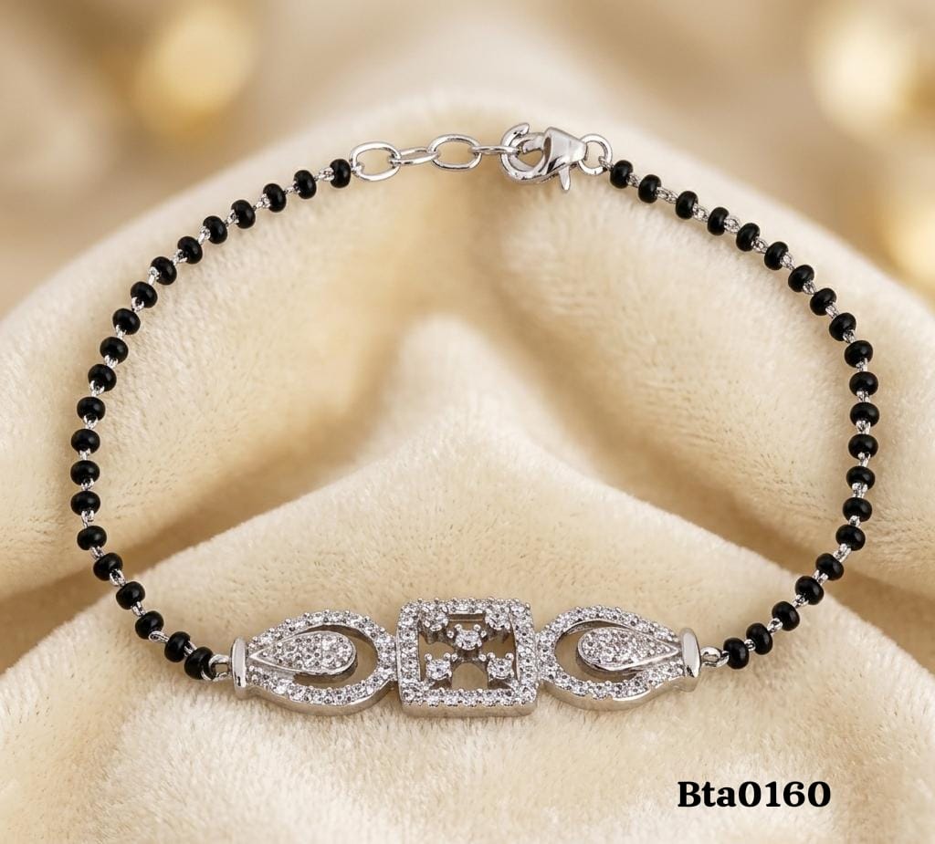 Square Stone Centerpiece Black Bead Sterling Silver Bracelet