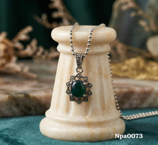 Decorative Gemstone Necklace