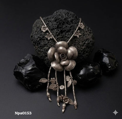 Elegant Floral Sterling Silver Necklace