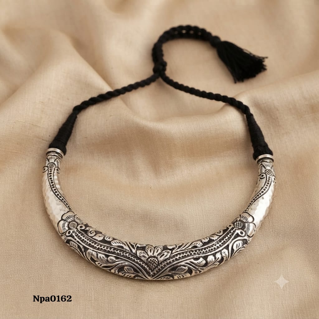 Ornate Floral Embossed Sterling Silver Hasli