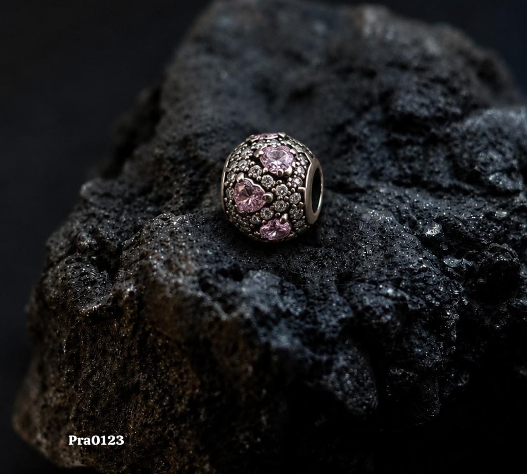 Blushing Heart Pavé Charm