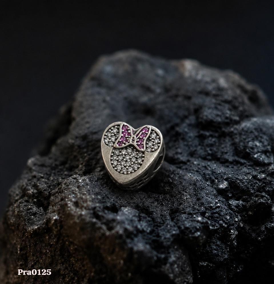Iconic Bow Heart Charm