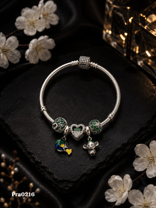 Nature & Play" Snake Chain Bracelet