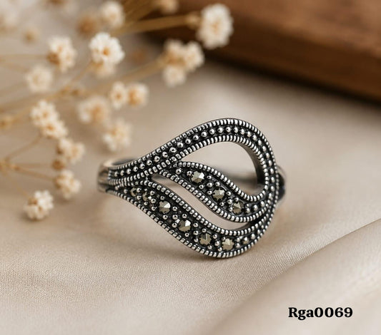 Sterling Silver Marcasite Leaf-Style Ring