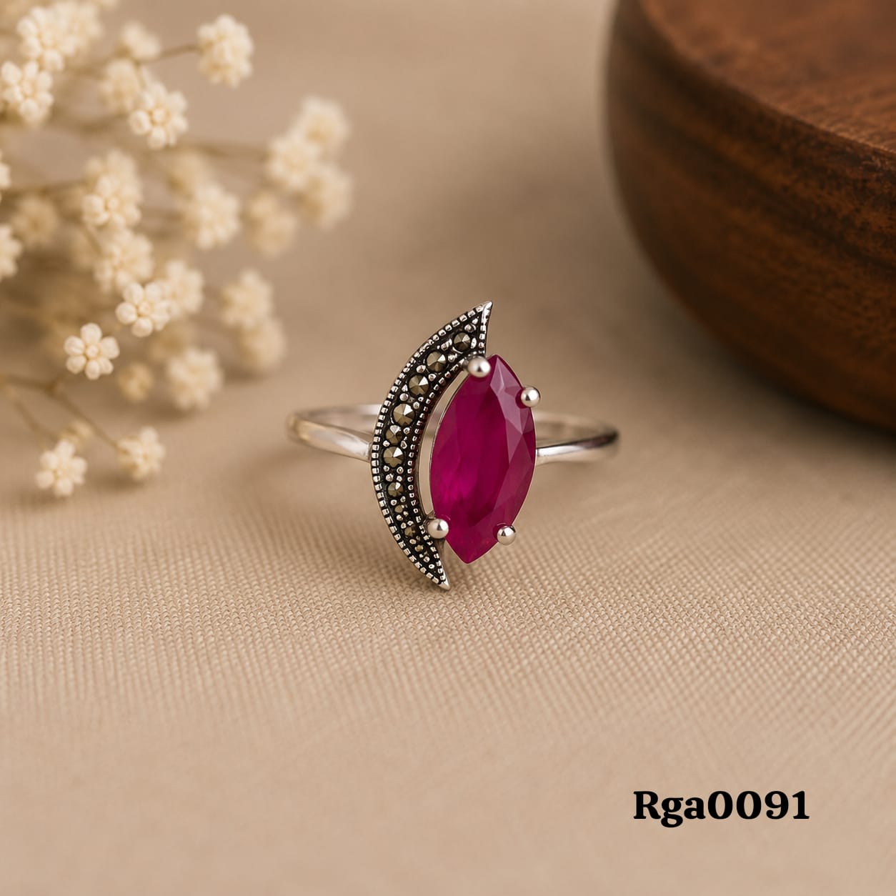 Marquise Red Stone Leaf Marcasite Ring