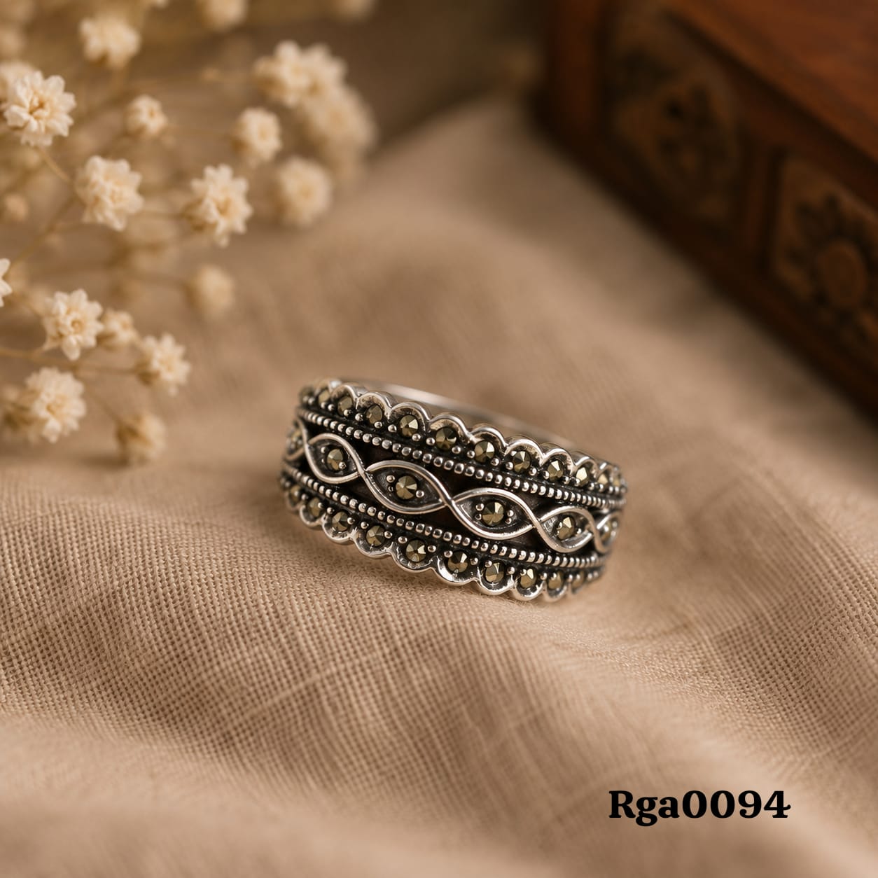 Wide Lattice Marcasite Band