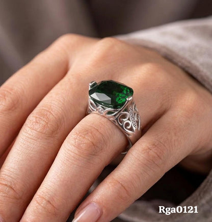 Elegant Sterling Silver green Stone Ring