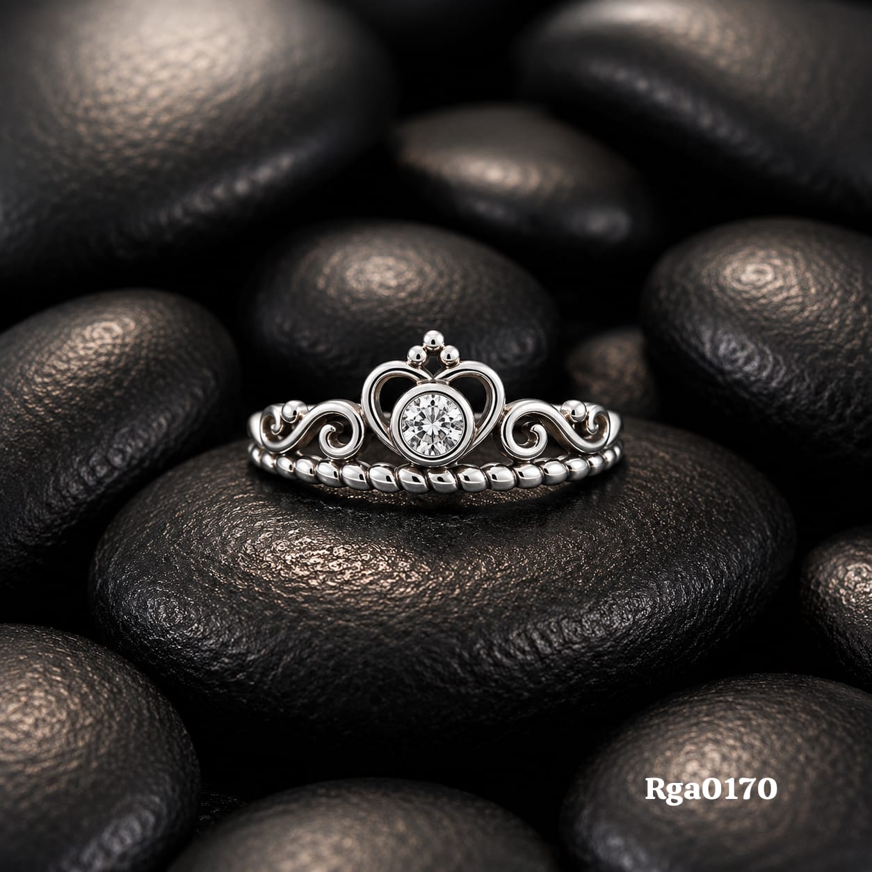 Tiara Band Ring