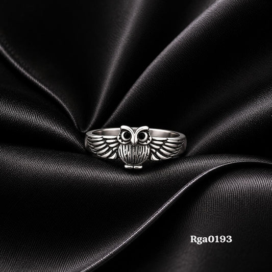 Owl Motif Band Ring