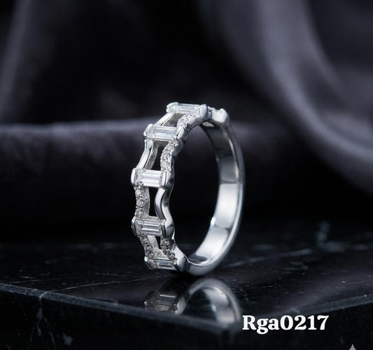 Baguette Stone Band