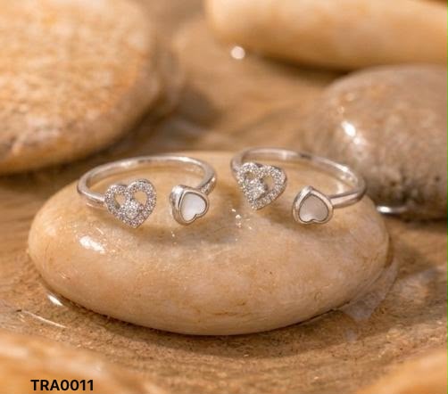 92.5 Sterling Silver Heart Duo MOP Toe Rings