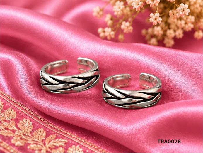 92.5 Sterling Silver Intricate braided-style pattern Toe Rings
