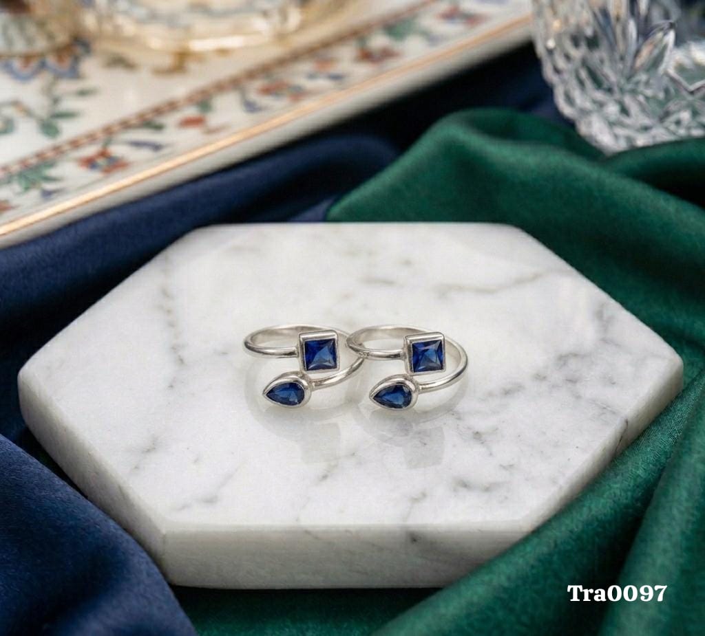 92.5 Sterling Silver square and pear-shaped blue gemstone Toe Rings