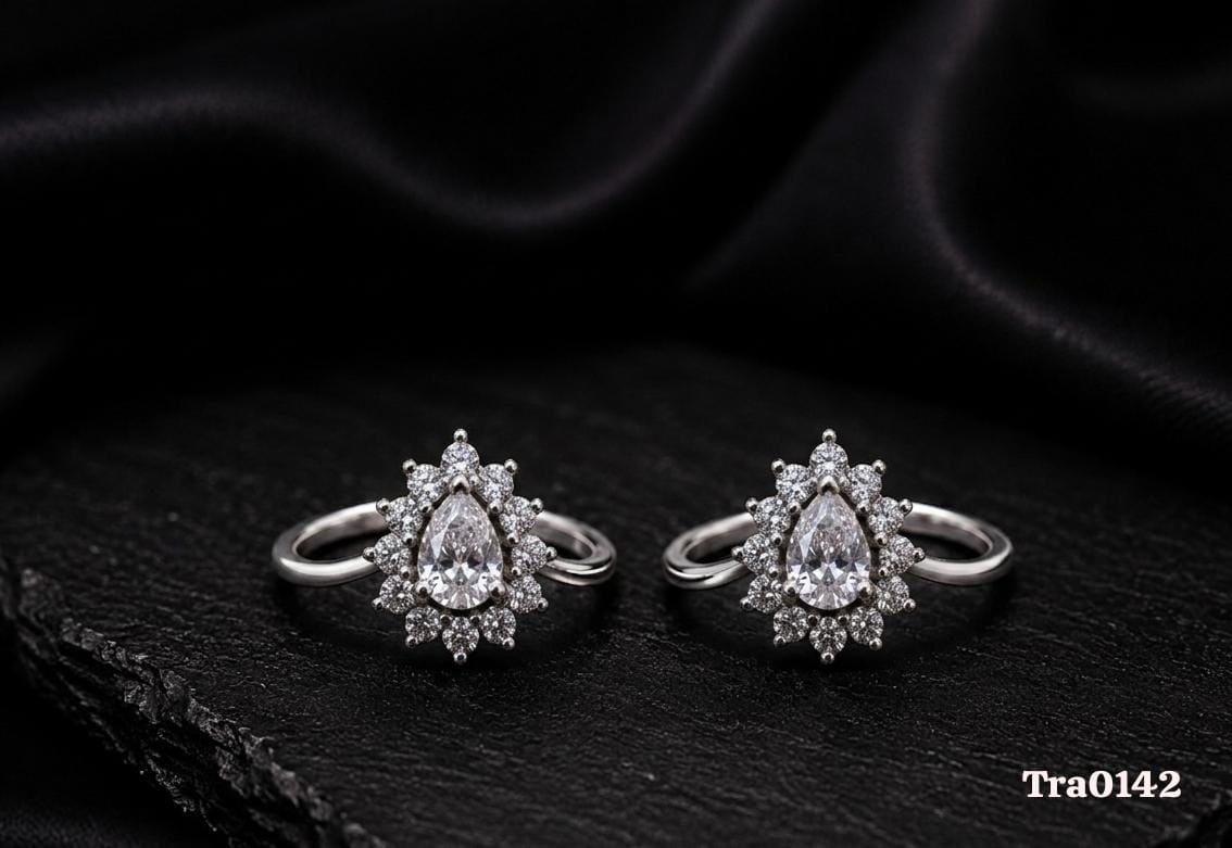 Pear-cut stone Silver Toe Rings