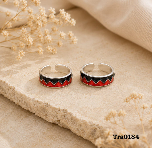 Black and red zig-zag, chevron-style pattern Silver Toe Rings