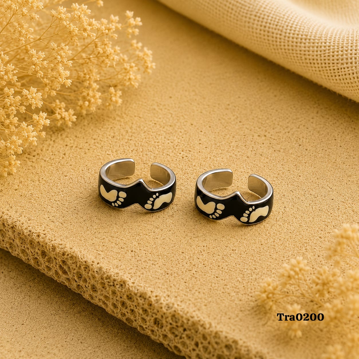 V-shaped chevron band Toe Rings