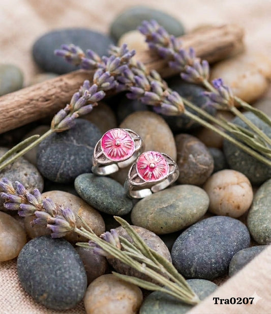 Floral-inspired radial pattern Silver Toe Rings