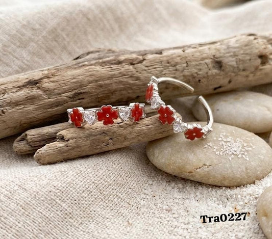Red, flower-shaped Silver Toe Rings
