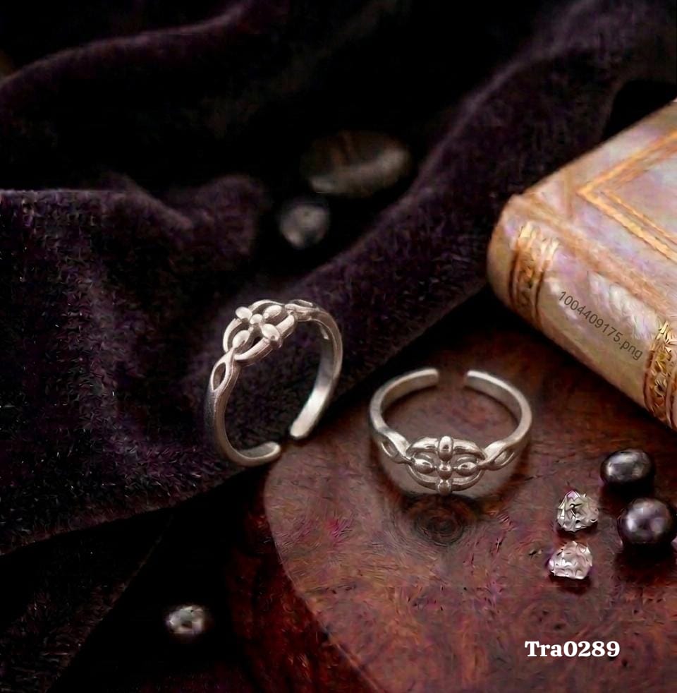 Elegant Sterling Silver Intricate Open-Work Toe Rings (Oxidized)