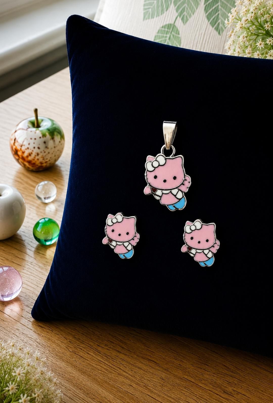 Sweet Pink Hello Kitty 92.5 Sterling Silver pendant earring Set