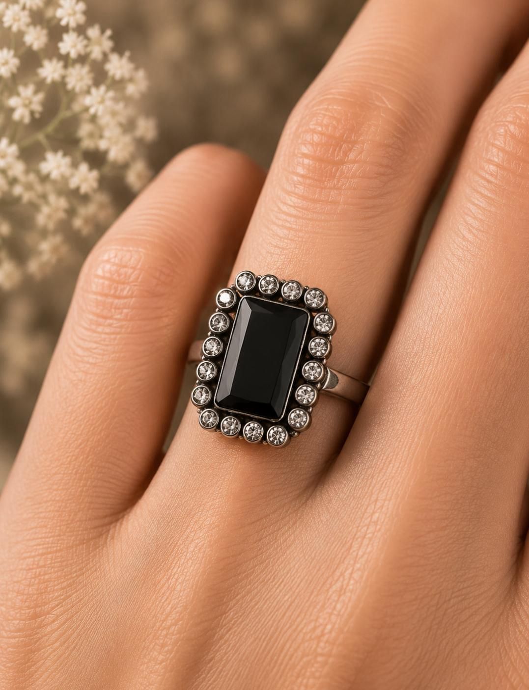 Noir Elegance Adjustable Ring