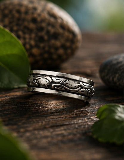 Sterling Silver Fish Motif Spinner Ring